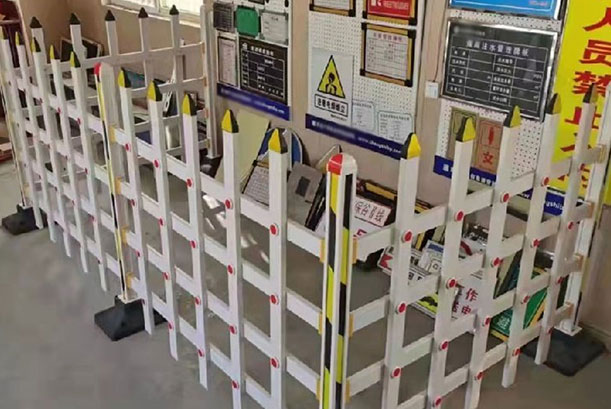 矿用反光密闭栅栏产品特点